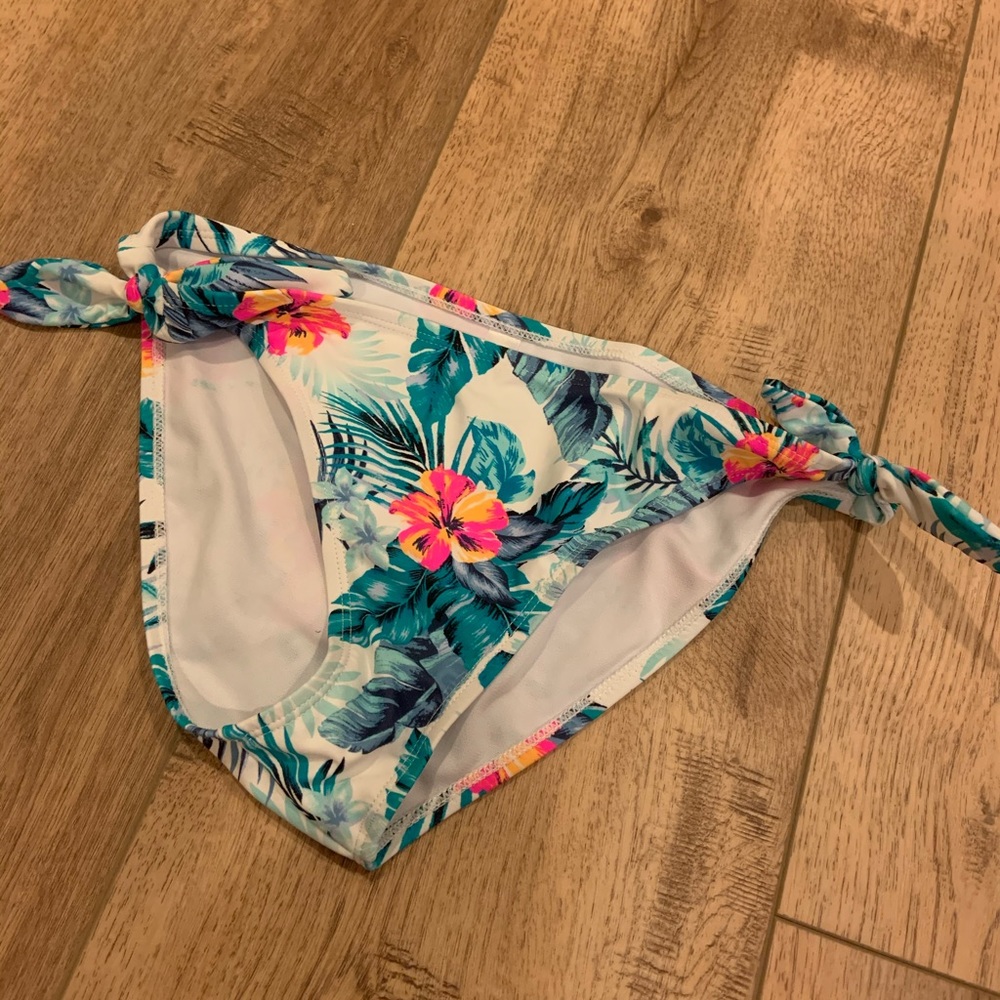 Tropical Rue21 swim bottoms